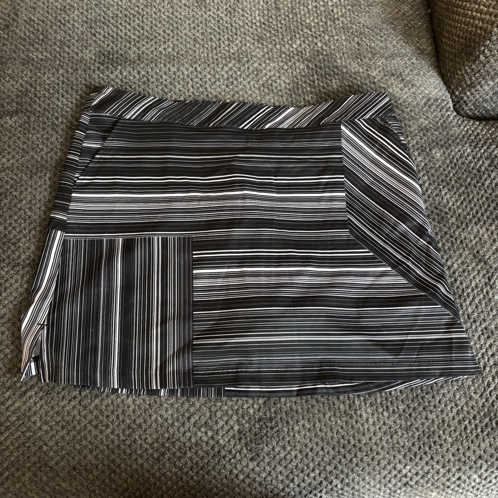 Lady Hagen Womens‎ Black White Striped Golf Skort Size 16 Performance Activewear